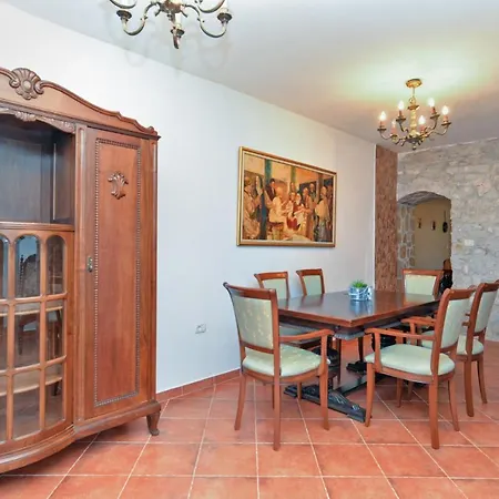 House Marko 1240 בית נופש Rojnići