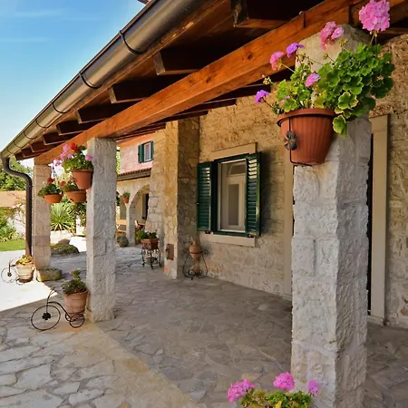 House Marko 1240 * Rojnići