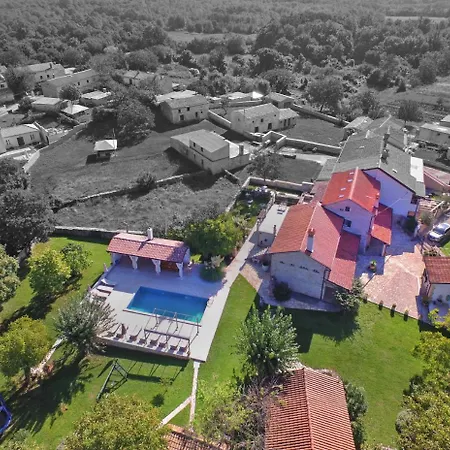 House Marko 1240 Rojnici