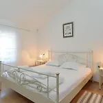 Ferienhaus House Marko 1240
