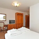 House Marko 1240 Ferienhaus