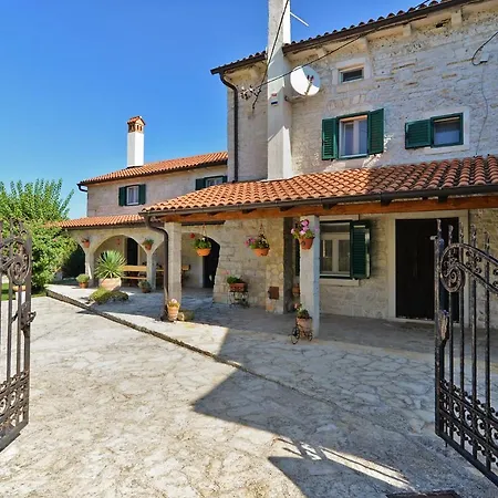 House Marko 1240 Rojnici