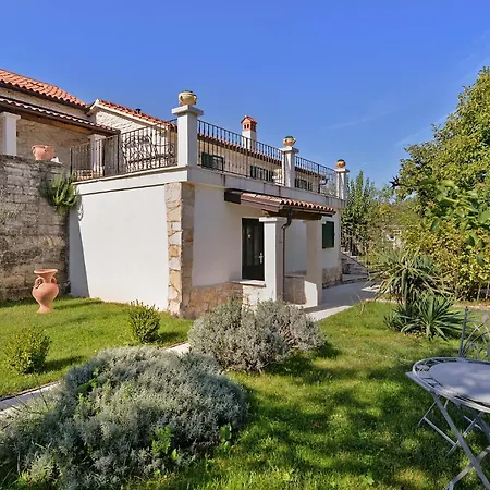 Holiday home House Marko 1240 Rojnici
