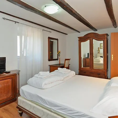 House Marko 1240