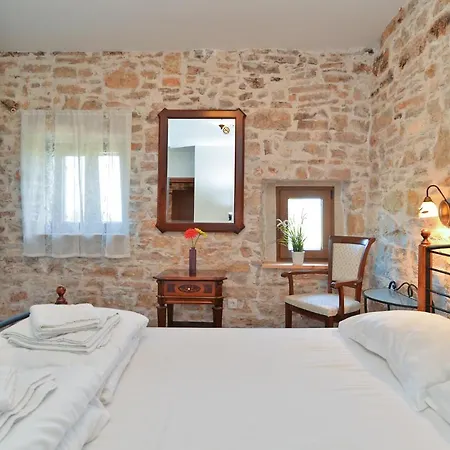 House Marko 1240 Rojnici